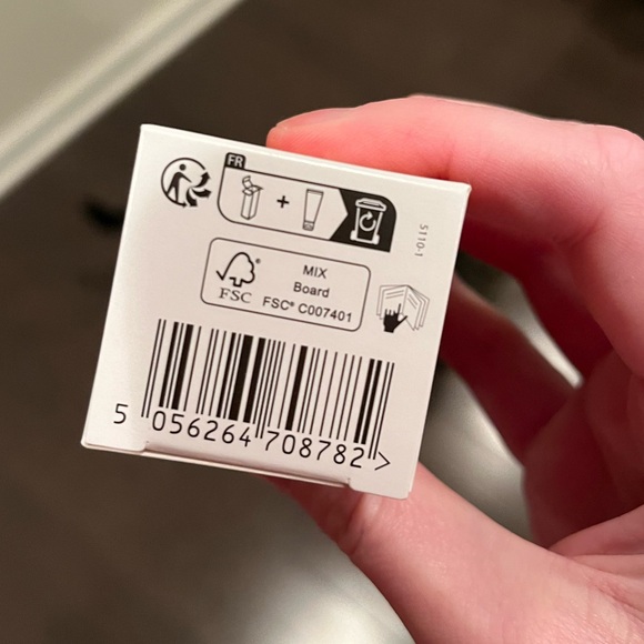 REN - RADIANCE PHA EXFOLIATING FACIAL - Picture 9 of 11